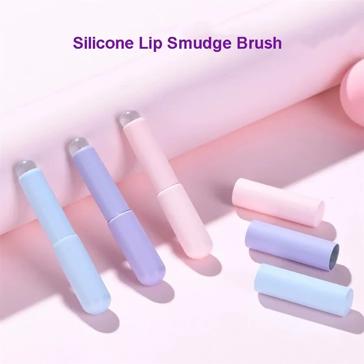 Actualizați peria de buze din silicon